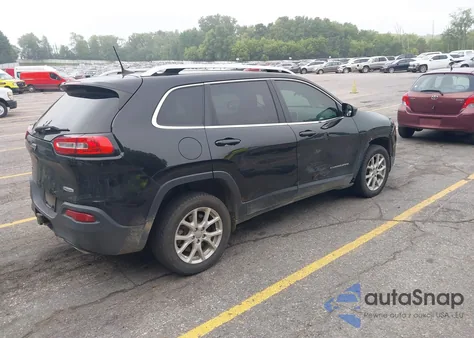 2017 Jeep Cherokee Latitude 4X4 z USA, uszkodzony, nr VIN 1C4PJMCS5HW570679
